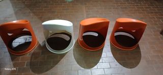 4 Sgabelli Ovetto Moplen Anni 60 Arancioni e Bianc