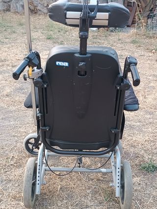 Silla de Ruedas especial REA Clematis