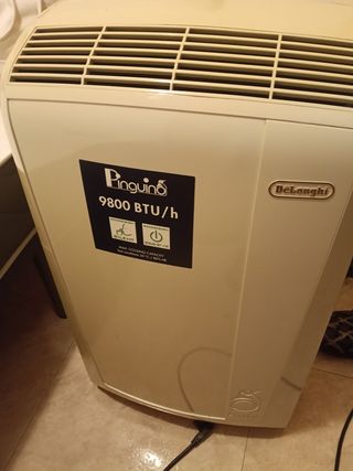 Pingüino Delonghi 9800 BTU/h