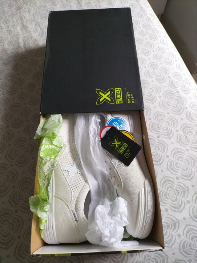 Zapatillas MUNICH talla 40 unisex