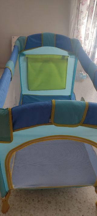Cuna de viaje / Parque infantil