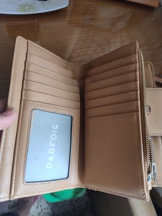 Cartera Parfois Beige