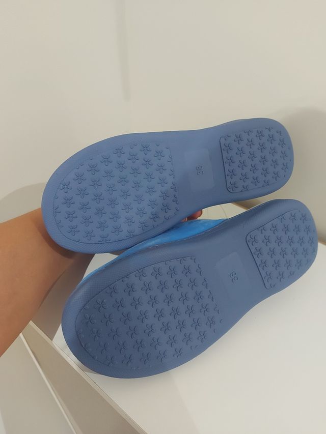 Zapatillas azules ideal para regalo