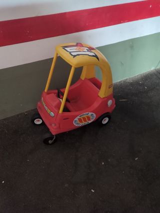 Coche de niño clásico Little Tikes Surf