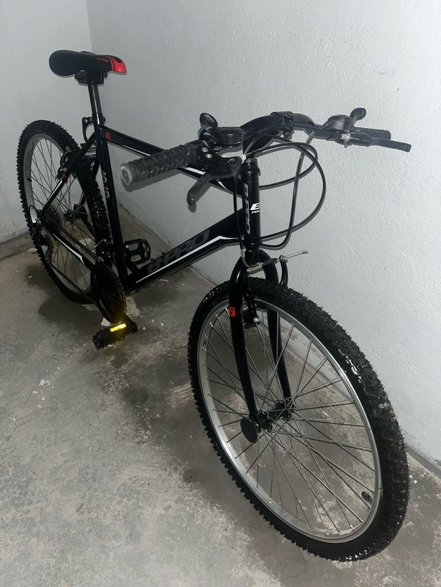 Bicicleta B-PRO Negra