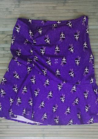 Falda  "Aire retro"
Estampada Calaveras Morada