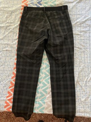 Pantalones Zara a cuadros grises