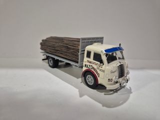 Pegaso Mofletes Ttes Mazo 1/43