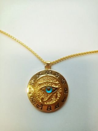 Collar Ojo de Horus Antiguo Egipto Dorado