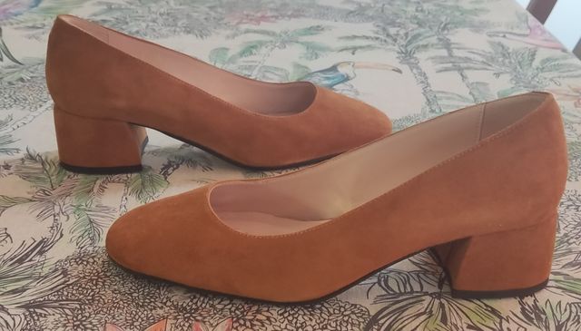 Zapatos de tacón bStore color taupe