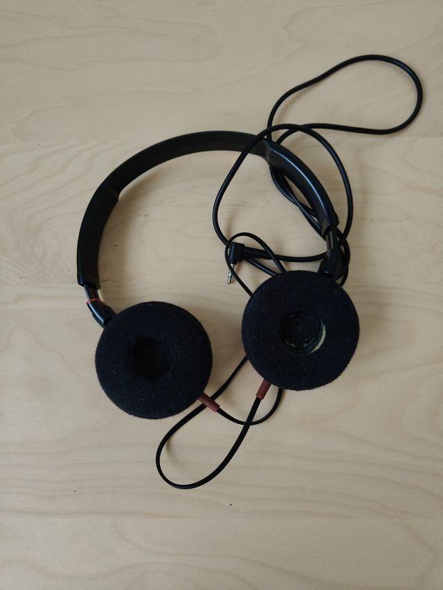 Auriculares Sony Negro/Rojo