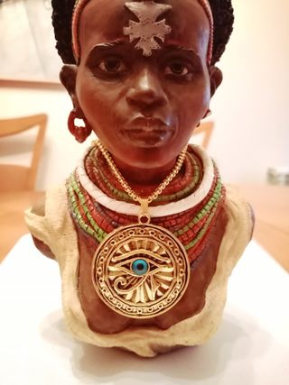 Amuleto Ojo de Horus Protector Dorado