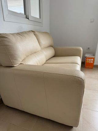 Sofá 2 plazas polipiel beige