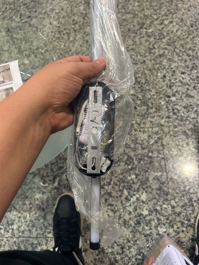 Lámpara de pared trasparente moderna