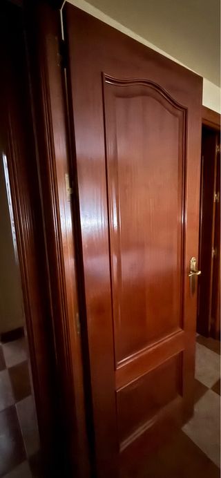 4 Puertas de Madera