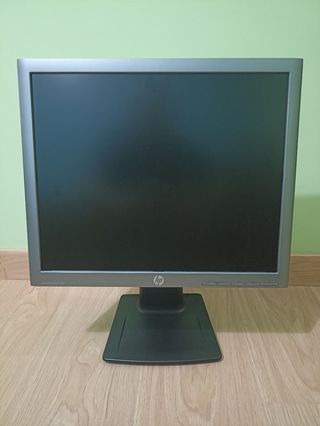 Monitor HP E190i IPS y Docking Station
