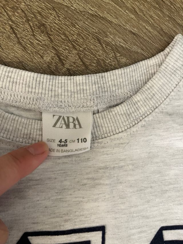 Camiseta m/larga Zara 4-5 años