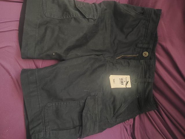 Pantalón Cargo Corto Azul Marino Chico Talla M