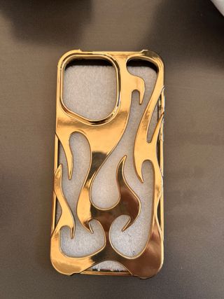 Funda iPhone 12 Pro Dorada Llamas