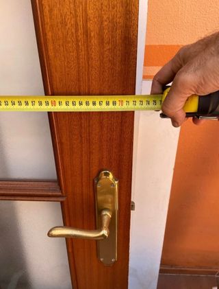 Puerta corredera madera con cristal