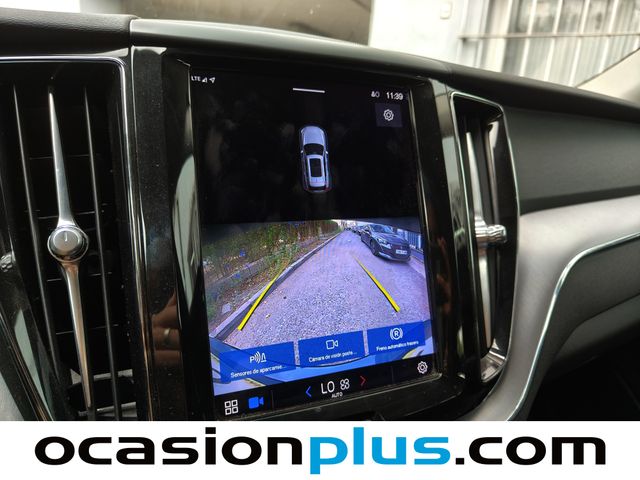 Volvo XC60 B4 D Momentum Pro Auto 145 kW (197 CV)
