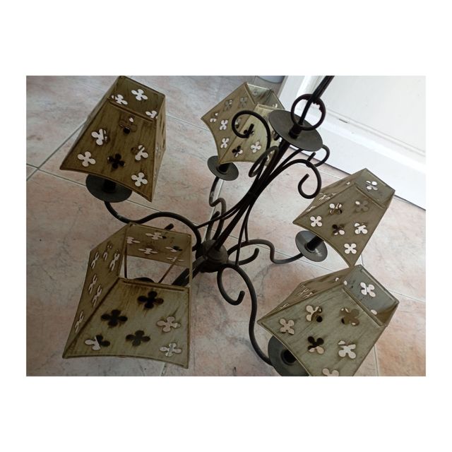 Lámpara de techo con 5 pantallas de madera