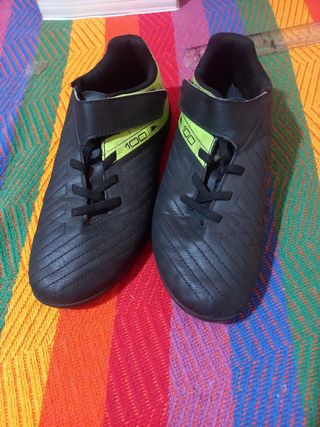 Botas de fútbol Kipsta Talla 35.5 Nuevas
