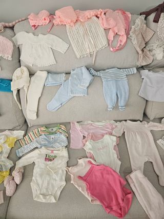 Lote Ropa y Complementos Bebé Reborn