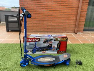 Patinete Eléctrico Razor E90 Azul