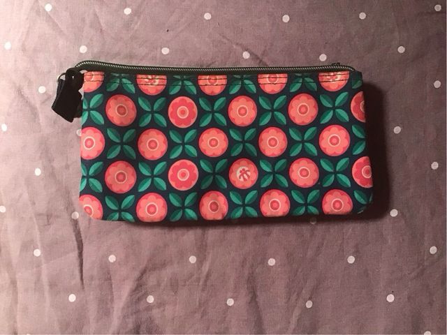 Estuche Totto floral