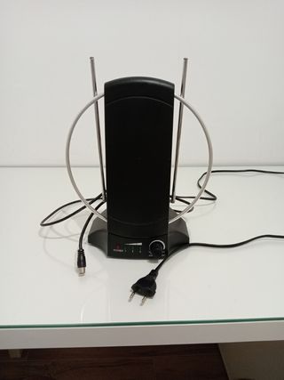 Amplificador de señal para antena