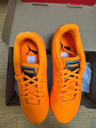 Zapatillas Fútbol Sala Puma Naranja y Dorado