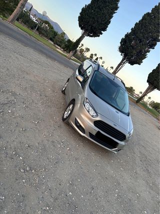 Ford Tourneo Courier 2017