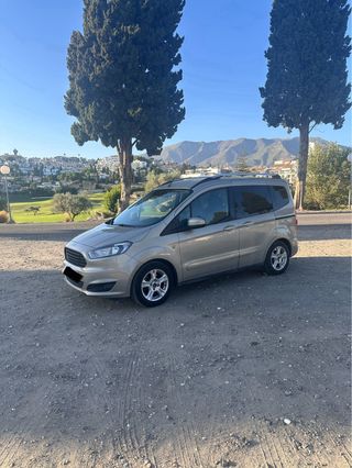 Ford Tourneo Courier 2017