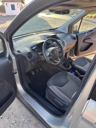 Ford Tourneo Courier 2017