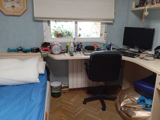 Escritorio esquina con cajones, REGALO ESTANTERIA