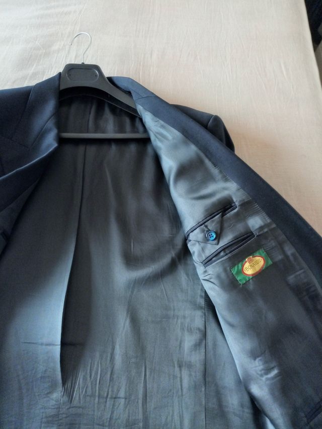 Americana cruzada azul hombre