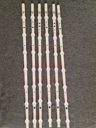 tiras leds Philips 49PUS6031S/12
Philips 49 pie