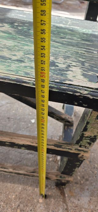 Banco de madera antiguo