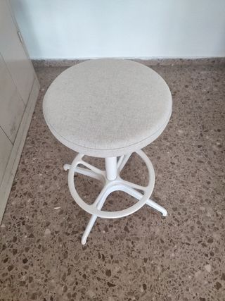 Taburete giratorio Ikea blanco