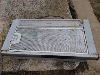 Campana extractora Teka. Funciona perfecto.