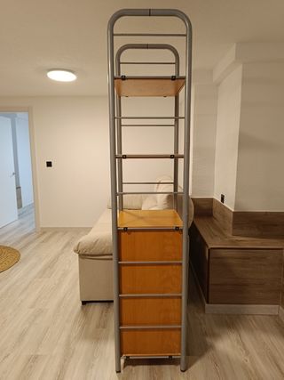 Mueble expositor y TV metal y madera