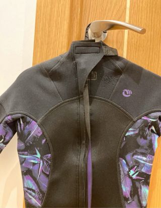 Neopreno corto OLAIAN estampado TALLA XS