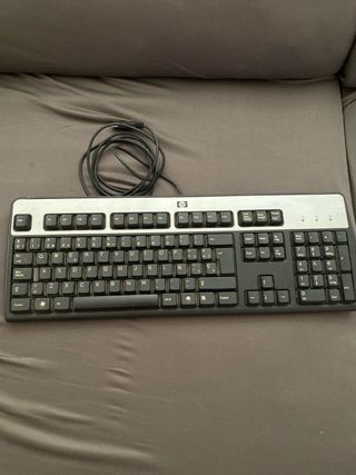 Teclado HP Plateado y Negro