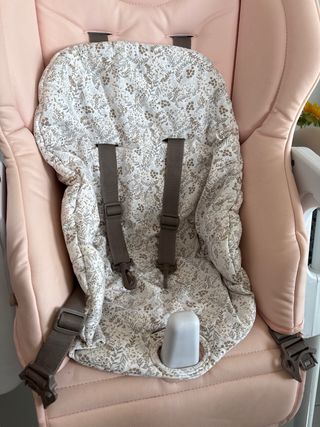 Trona evolutiva Mila de Jané con bandeja