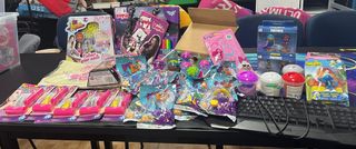 Lote Juguetes Fortnite, Smurfs, LOL