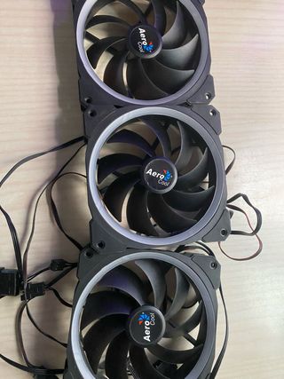 Ventiladores Aero Cool RGB para PC