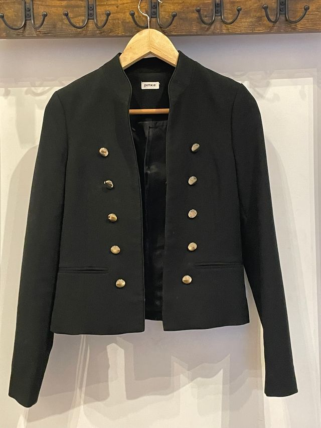 Blazer Pimkie negro talla 34