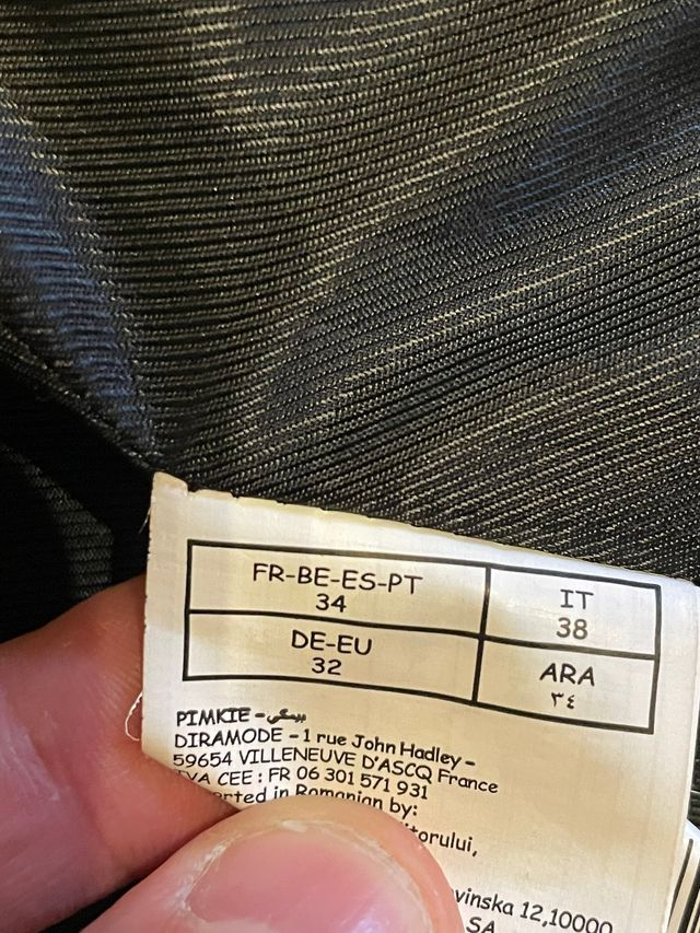 Blazer Pimkie negro talla 34