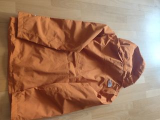 Cortavientos The North Face Talla M sin estrenar